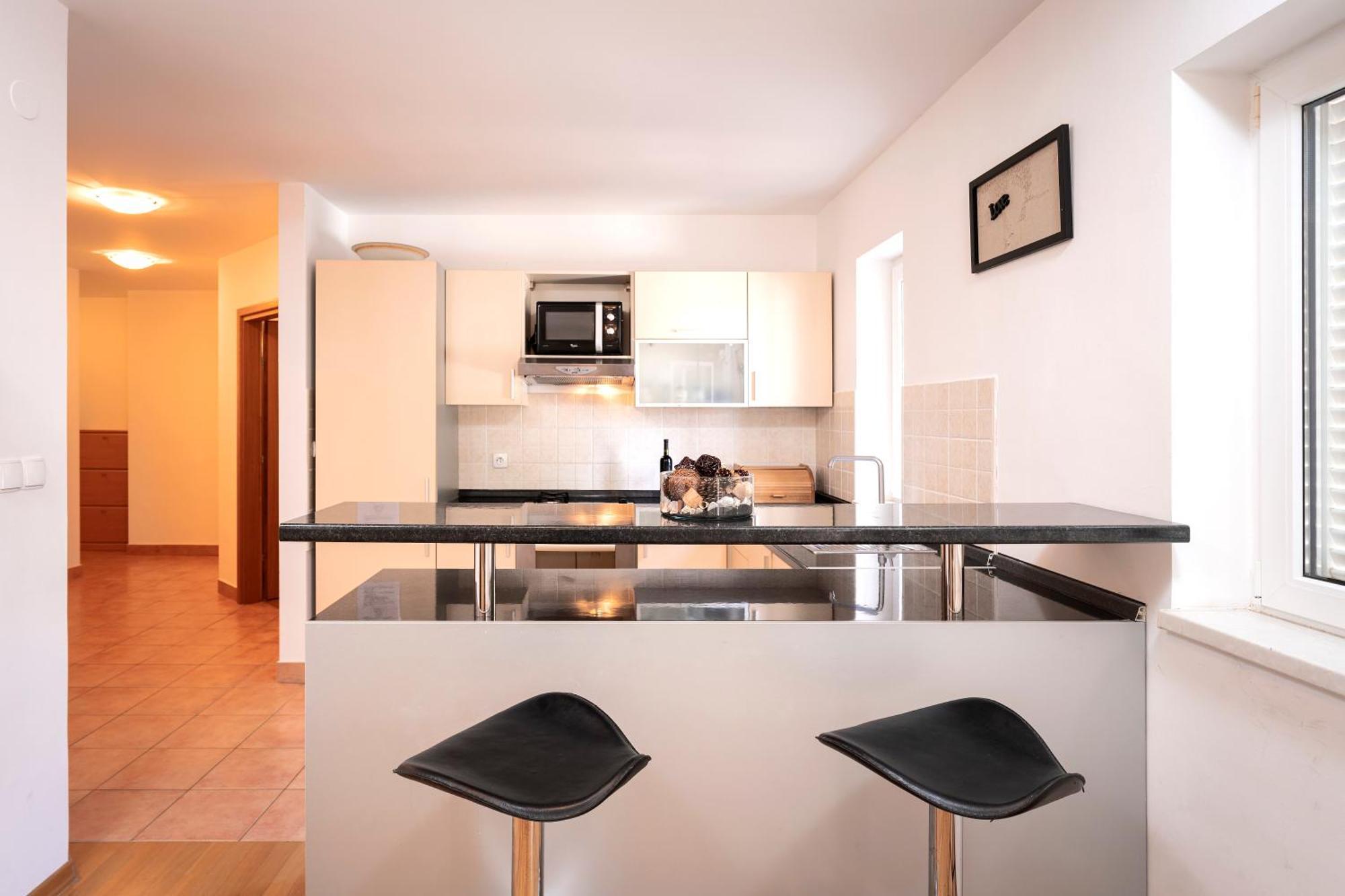 Villa Dalmatia Apartments Bol Exterior photo