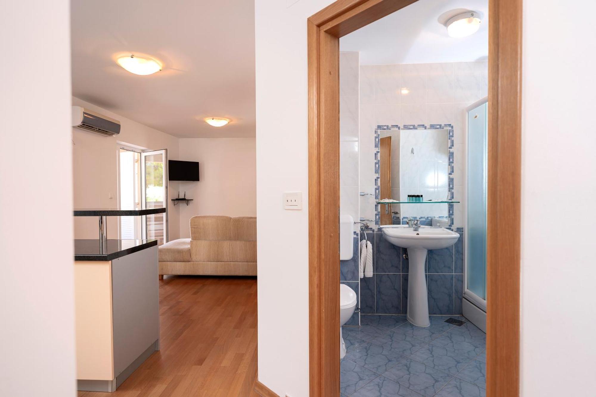 Villa Dalmatia Apartments Bol Exterior photo